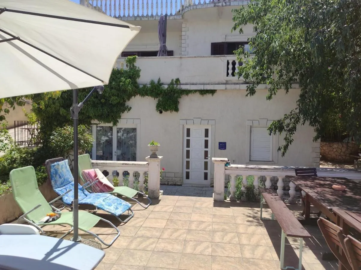 Villa Caroline Trogir 0*,  Kroatien