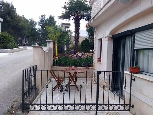 Villa Caroline Trogir 0*,